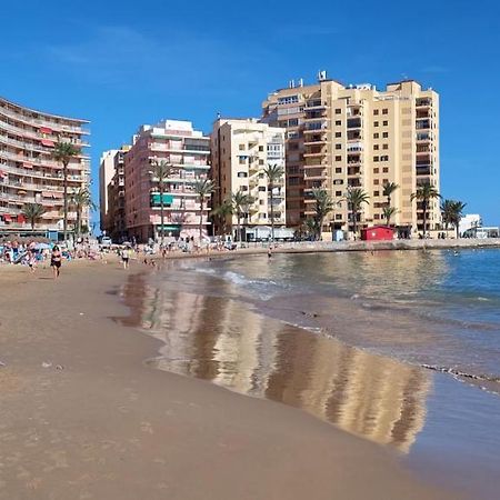 Torrevieja 2 Bedroom Holiday Apartment Exterior photo